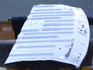 基準パネルとなる既存製品を用意する